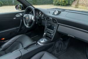 Afbeelding 46/50 van Porsche 911 Targa 4S (2009)