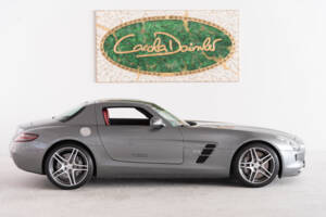 Imagen 13/56 de Mercedes-Benz SLS AMG (2011)