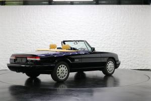 Imagen 5/38 de Alfa Romeo 2.0 Spider (1990)