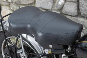 Bild 15/43 von Vincent Black Shadow C (1951)
