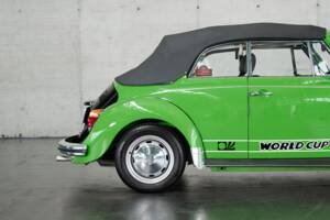 Bild 33/50 von Volkswagen Käfer 1303 LS "World Cup 74" (1974)