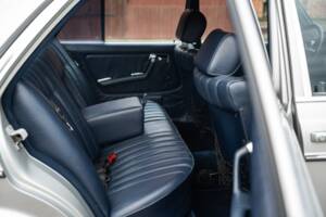 Bild 49/83 von Mercedes-Benz 300 D Turbodiesel (1983)