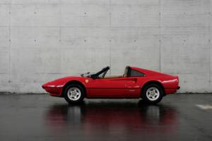 Bild 12/50 von Ferrari 308 GTS (1979)