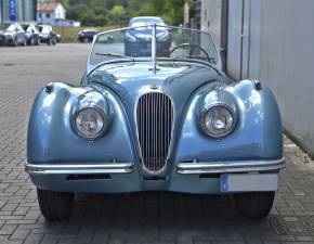Image 4/50 of Jaguar XK 120 OTS (1952)