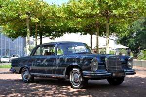Image 5/17 of Mercedes-Benz 220 SE b (1964)