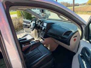 Bild 20/22 von Lancia Voyager 3.6 (2012)