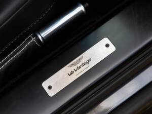 Bild 54/79 von Aston Martin V12 Vantage (2011)