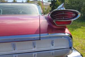 Imagen 9/30 de Oldsmobile 98 Holiday SceniCoupe (1959)