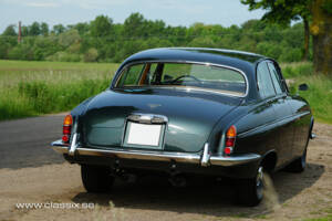 Image 17/30 of Jaguar 420 G (1970)