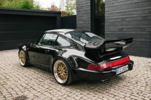 Bild 17/95 von Porsche 911 Turbo 3.3 (1991)
