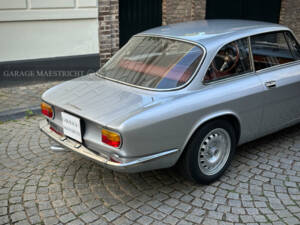 Afbeelding 29/84 van Alfa Romeo Giulia 1600 GT Junior (1972)