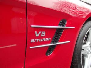 Image 26/99 of Mercedes-Benz SL 63 AMG (2012)