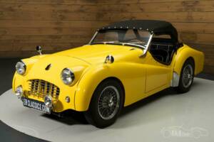 Image 14/19 of Triumph TR 3A (1960)