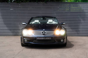Image 14/60 of Mercedes-Benz SL 65 AMG (2004)
