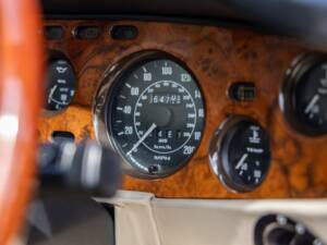 Bild 9/70 von Aston Martin V8 EFi (1988)