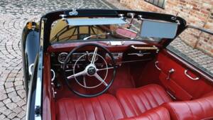 Image 16/22 de Mercedes-Benz 220 Cabriolet B (1953)