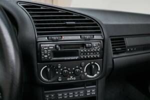 Imagen 24/28 de BMW 325i (1994)