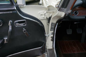 Bild 35/50 von Mercedes-Benz 280 SE (1968)
