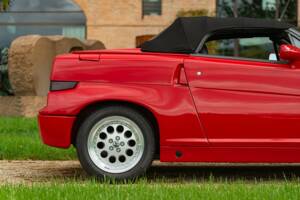 Image 23/50 of Alfa Romeo RZ (1993)