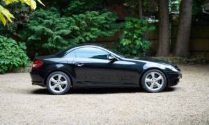 Image 2/50 of Mercedes-Benz SLK 350 (2004)
