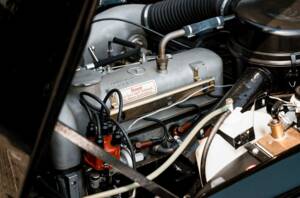 Image 40/42 of Mercedes-Benz 190 SL (1961)