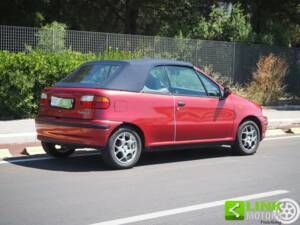 Bild 2/42 von FIAT Punto 90 ELX (1996)