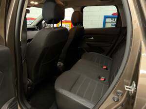 Bild 14/16 von Dacia Duster 1.6 (2018)