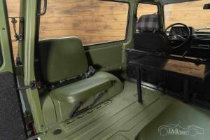 Image 4/18 of Mercedes-Benz 300 GD (SWB) (1984)