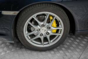 Image 22/50 of Porsche Boxster (2005)