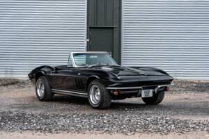 Image 1/50 of Chevrolet Corvette Sting Ray Convertible (1965)