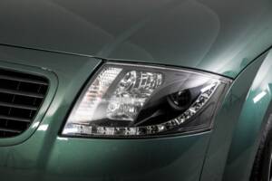 Immagine 16/50 di Audi TT 1.8 T (2001)