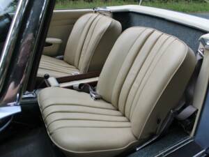 Imagen 12/13 de Mercedes-Benz 280 SL (1968)
