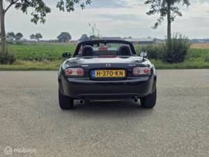 Immagine 8/31 di Mazda MX-5 1.8 (2006)