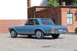 Image 6/83 of Mercedes-Benz 280 SL (1970)