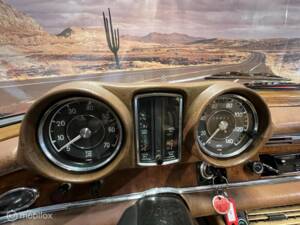 Image 11/40 of Mercedes-Benz 280 SE (1969)