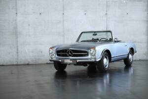 Immagine 6/40 di Mercedes-Benz 230 SL (1966)