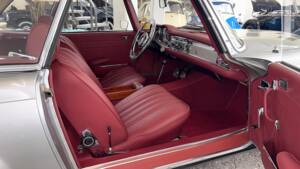 Image 14/24 of Mercedes-Benz 280 SL (1968)