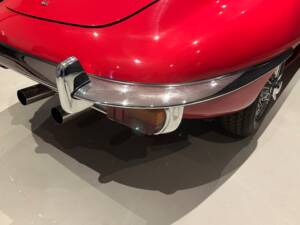 Afbeelding 36/95 van Jaguar XK-E (1970)