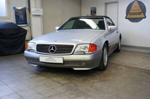Image 7/42 of Mercedes-Benz 500 SL (1992)