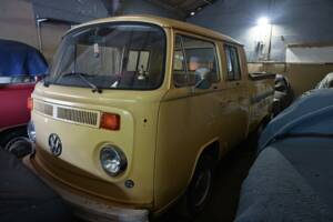 Image 20/23 of Volkswagen T2b Pickup Double Cabin (1978)