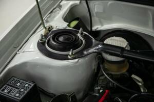 Image 36/50 of Mitsubishi Lancer Evolution V (1999)