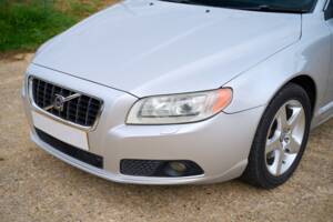 Imagen 33/50 de Volvo V70 AWD (2009)