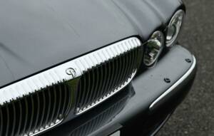 Image 47/50 of Jaguar XJ 8 4.2 (2007)