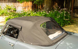 Image 74/77 of Alfa Romeo 2600 Spider (1963)