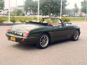 Bild 28/41 von MG RV8 (1994)