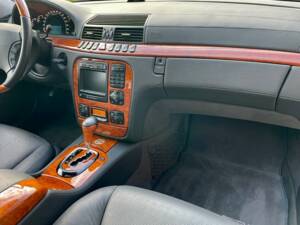 Bild 12/20 von Mercedes-Benz S 55 AMG (2001)