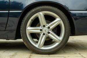 Image 18/50 de Mercedes-Benz SL 500 (1998)