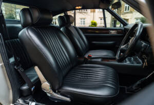 Afbeelding 23/30 van Aston Martin V8 Vantage X-Pack (1987)