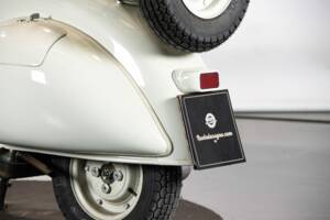 Afbeelding 10/50 van Piaggio Vespa 150 "Struzzo" VL (1956)