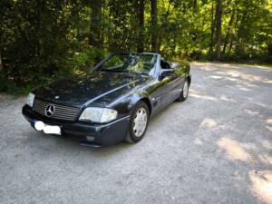 Image 1/38 of Mercedes-Benz SL 320 (1994)